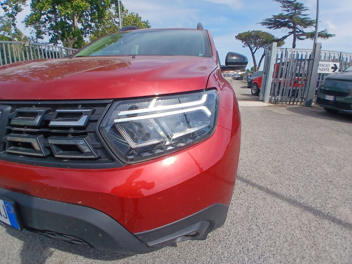 Dacia Duster 1.0 TCe 100 CV ECO-G 4x2 Prestige (9)