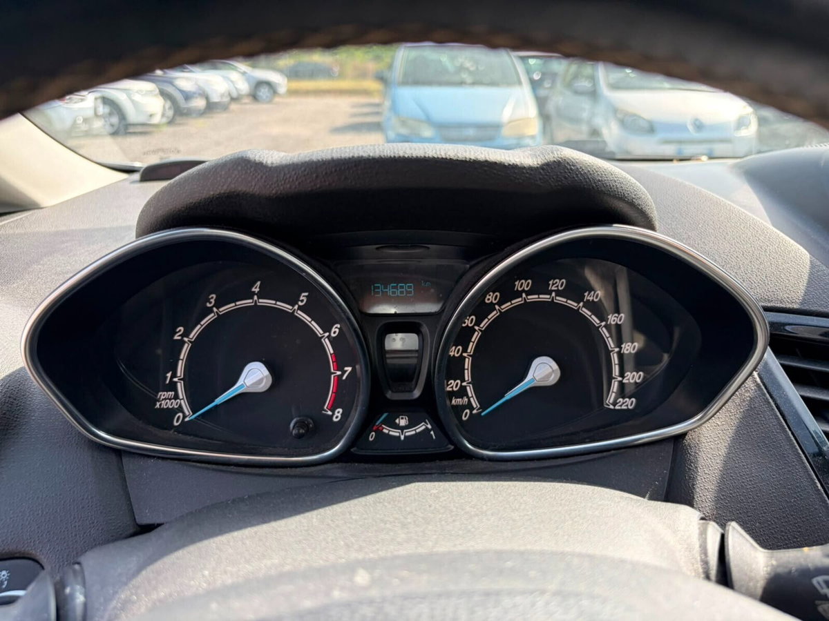 Ford Fiesta Plus 1.4 5 porte Bz.- GPL (14)