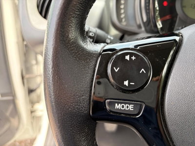 Toyota Aygo Connect 1.0 VVT-i 72 CV 5 porte x-play (12)