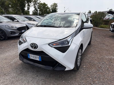Toyota Aygo Connect 1.0 VVT-i 72 CV 5 porte x-play (2)