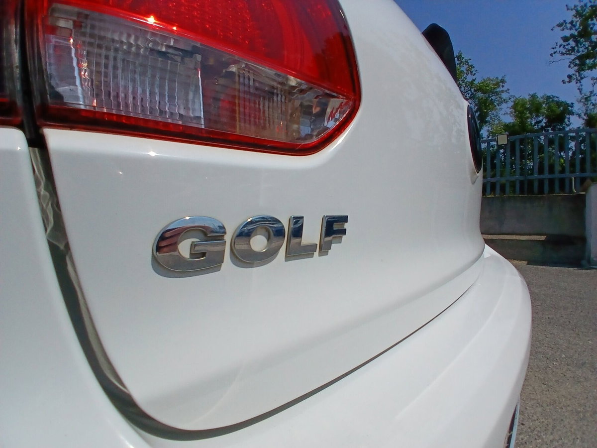 Volkswagen Golf 1.6 TDI DPF 5p. Comfortline (12)