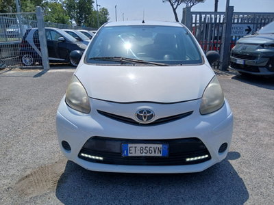Toyota Aygo 1.0 12V VVT-i 3 porte Active Connect (2)
