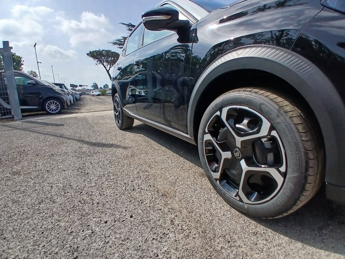 Citroen C3 Aircross 1.2 puretech turbo Plus 100cv (11)