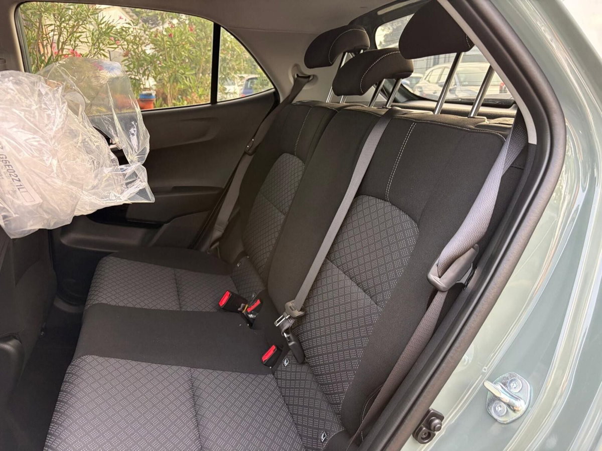 Kia Picanto 1.0 12V Easy (8)
