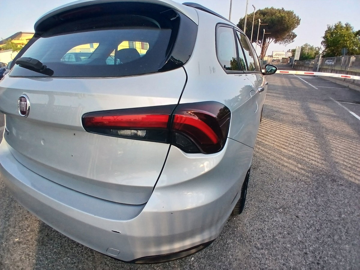 Fiat Tipo Station Wagon Tipo 1.3 Mjt S&S SW City Life (12)