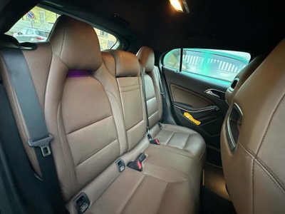 Mercedes-Benz GLA SUV 220 d Automatic 4Matic Premium (10)