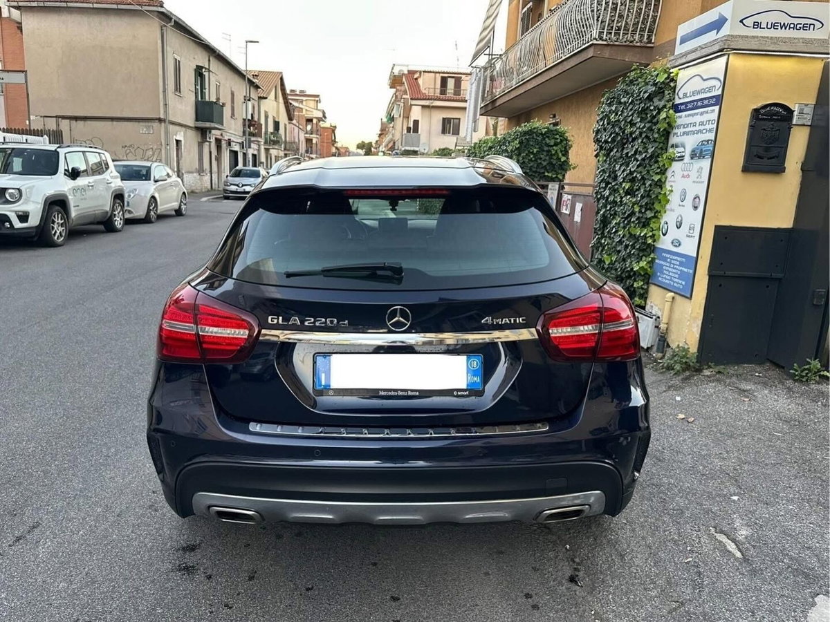 Mercedes-Benz GLA SUV 220 d Automatic 4Matic Premium (14)