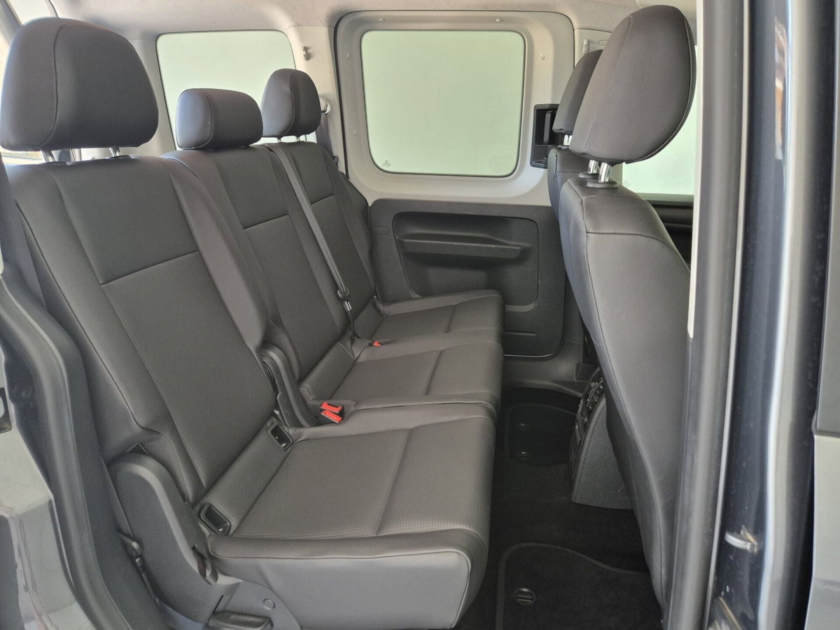 Volkswagen Caddy 1.4 TGI DSG Trendline (13)