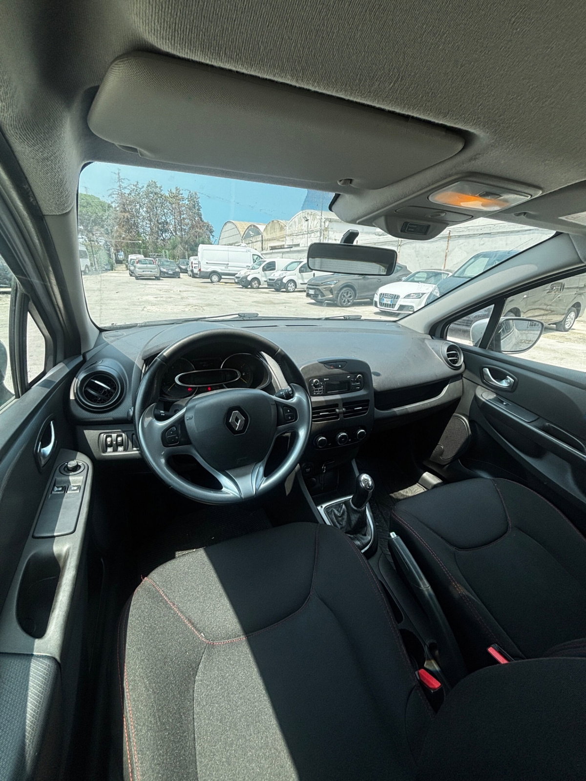 Renault Clio 1.5 dCi 8V 75CV Start&Stop 5 porte Wave (7)