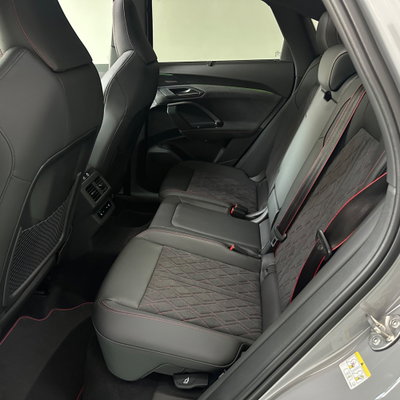 Audi Q5 Sportback 40 2.0 tdi mhev 12V Identity Black quattro s-tronic (18)