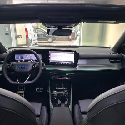 Audi Q3 Sportback 40 2.0 tdi Identity Black quattro 193cv s-tronic (10)