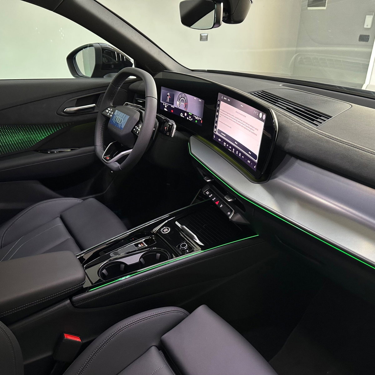 Audi Q3 Sportback 40 2.0 tdi Identity Black quattro 193cv s-tronic (13)