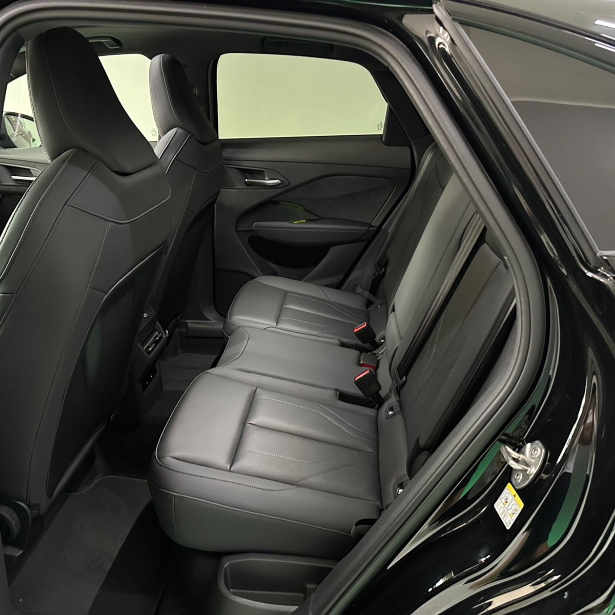 Audi Q3 Sportback 40 2.0 tdi Identity Black quattro 193cv s-tronic (17)