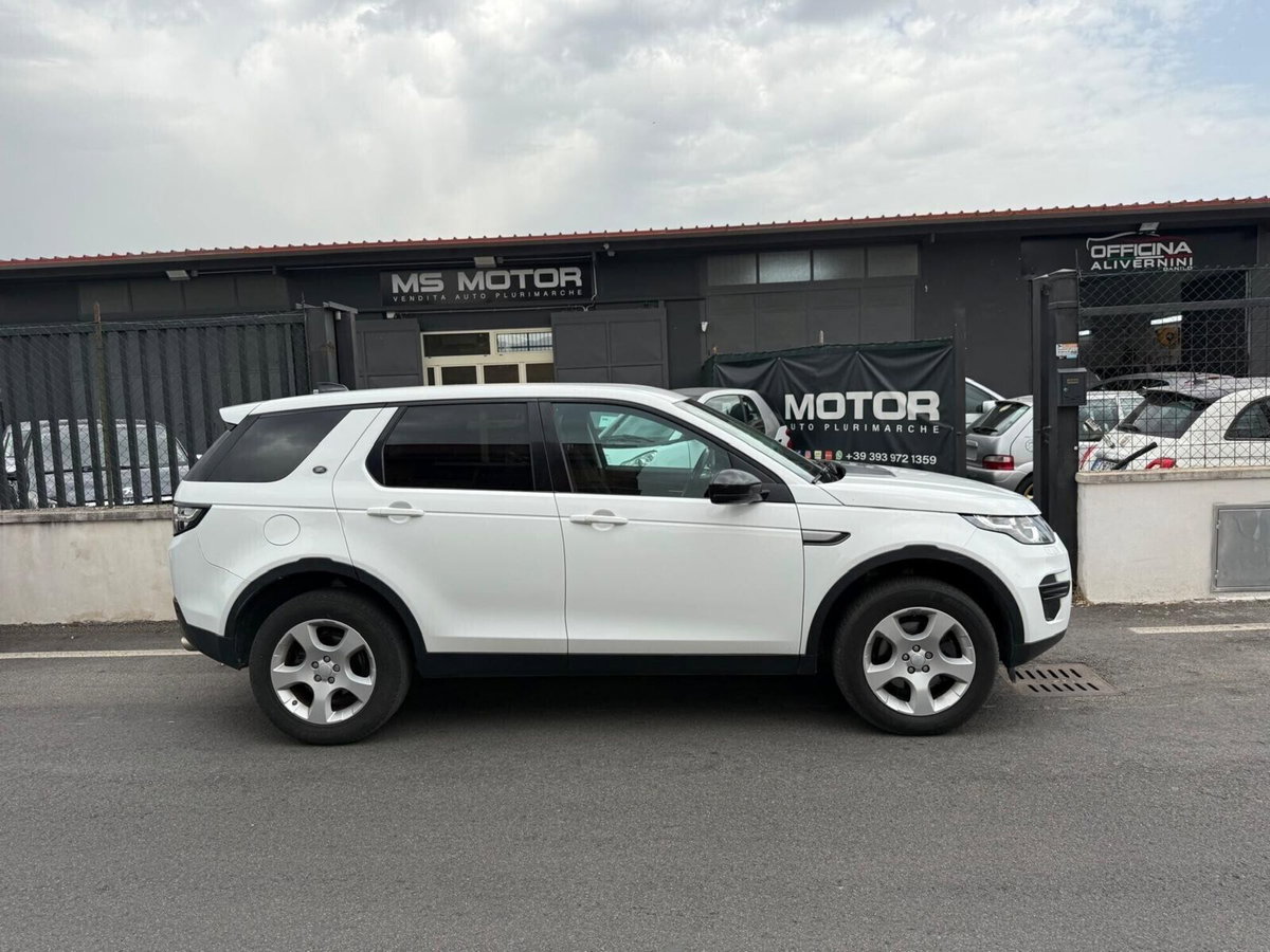 Land Rover Discovery Sport 2.0 TD4 150 CV HSE Luxury (3)