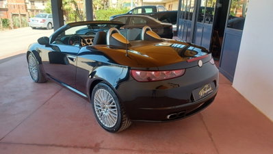 Alfa Romeo Spider 2.4 JTDm Exclusive (4)