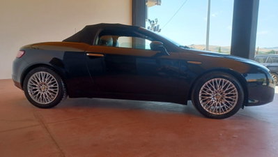 Alfa Romeo Spider 2.4 JTDm Exclusive (5)