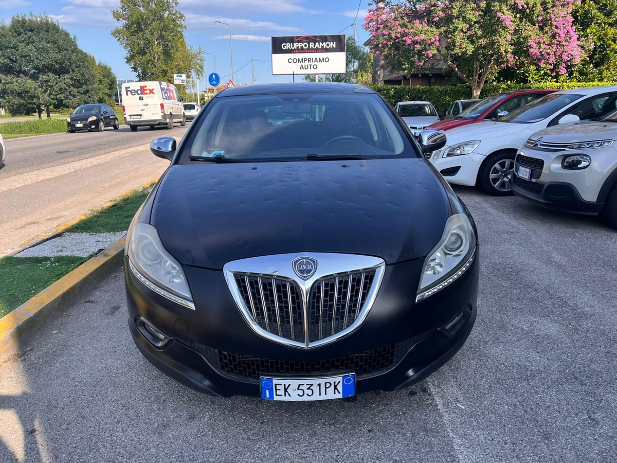 Lancia Delta 1.6 MJT DPF Selectronic Platinum (2)
