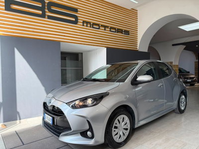 Toyota Yaris 1.5 Hybrid 5 porte Lounge usata