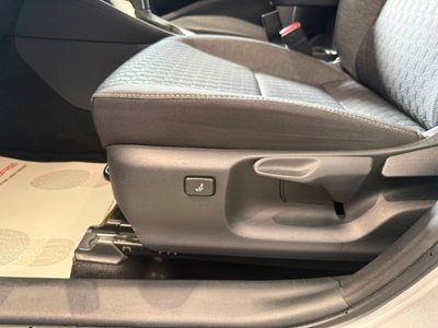 Toyota Yaris 1.5 Hybrid 5 porte Lounge (10)