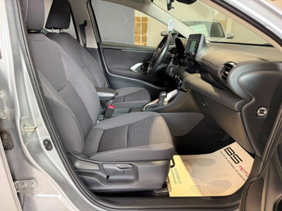 Toyota Yaris 1.5 Hybrid 5 porte Lounge (20)
