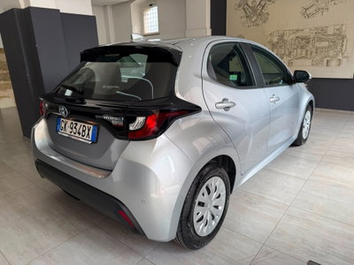 Toyota Yaris 1.5 Hybrid 5 porte Lounge (5)