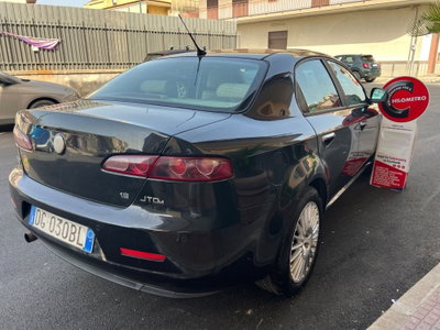 Alfa Romeo 159 1.9 JTDm 16V Exclusive Q-Tronic (4)