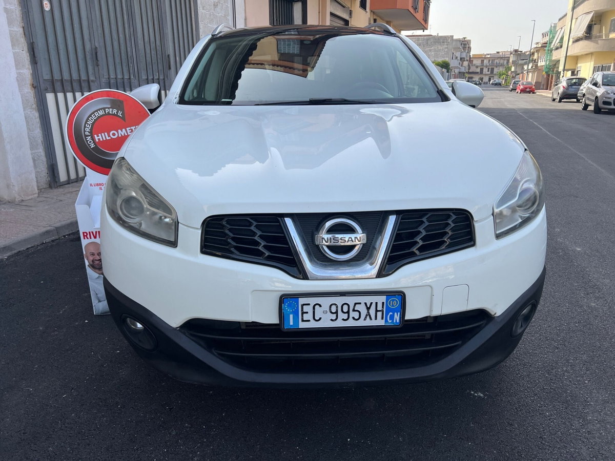 Nissan Qashqai 2.0 dCi DPF Tekna (5)