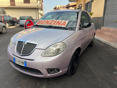 Lancia Ypsilon 1.2 Diva (3)