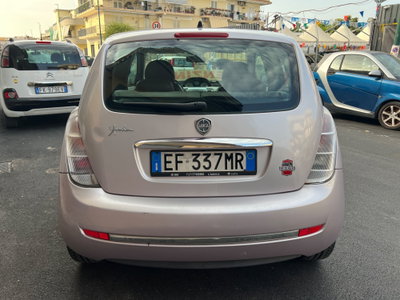 Lancia Ypsilon 1.2 Diva (6)