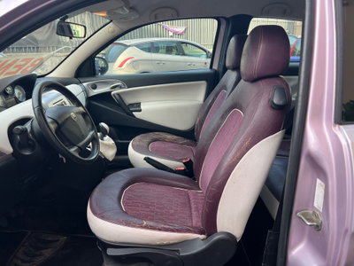 Lancia Ypsilon 1.2 Diva (8)