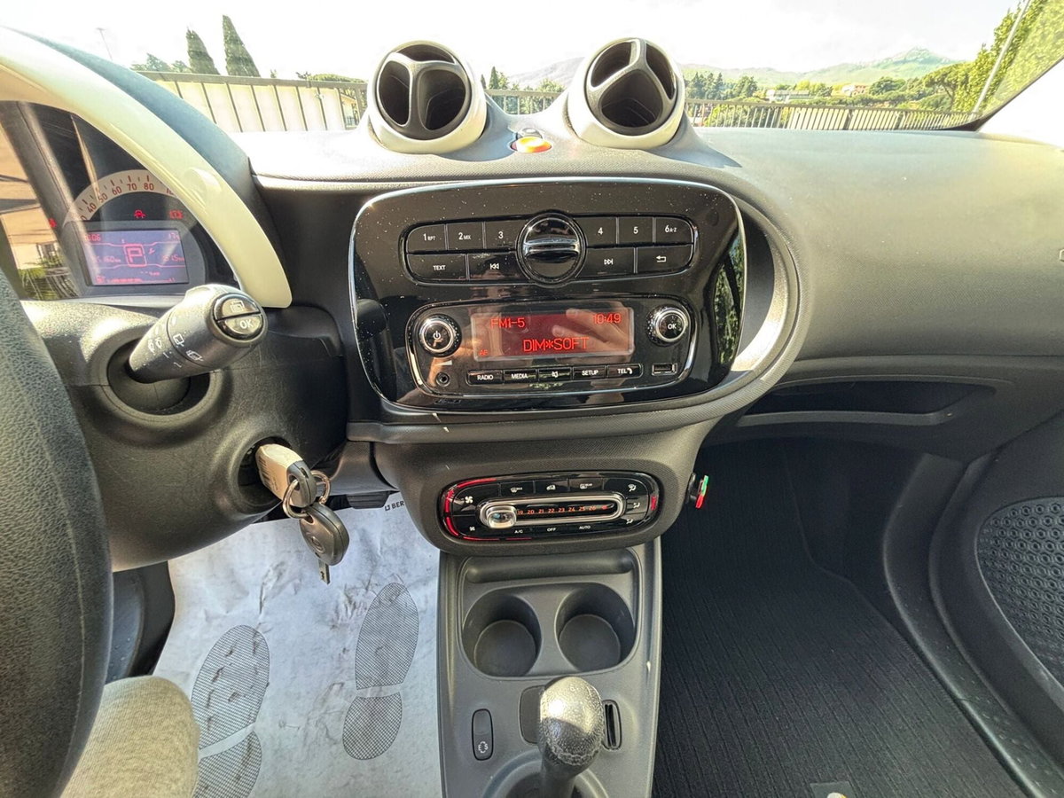 smart Fortwo 70 1.0 twinamic Youngster (8)