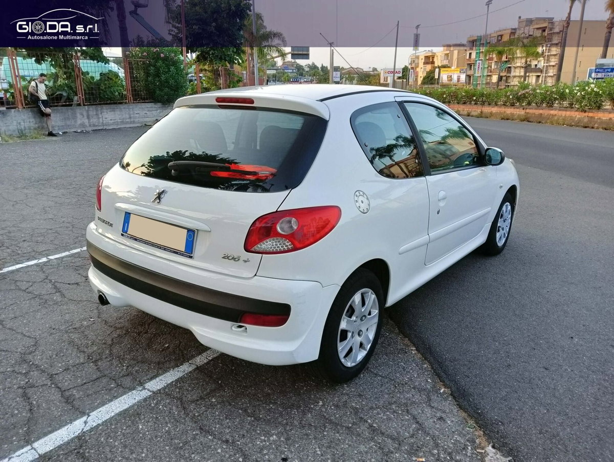 Peugeot 206 HDi 70CV FAP 3p. Trendy (3)
