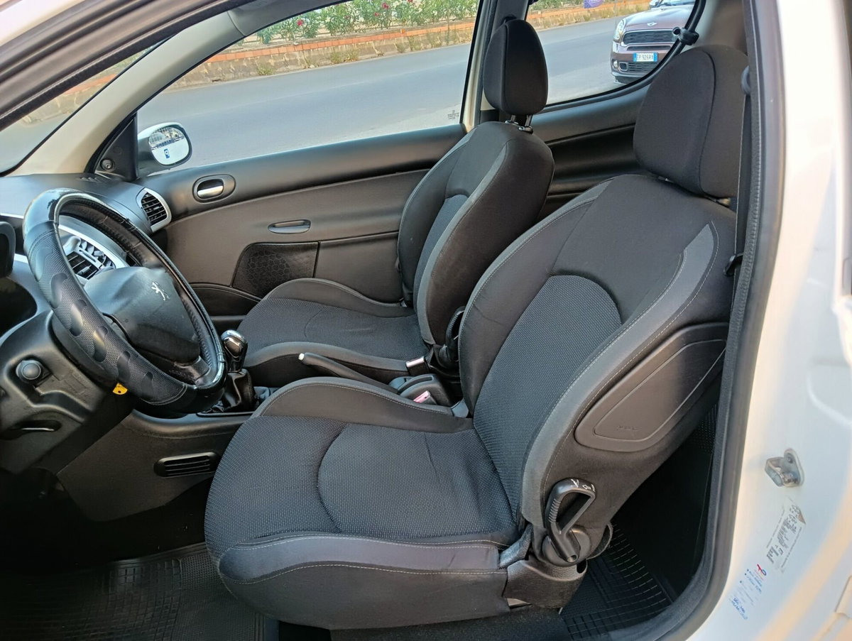 Peugeot 206 HDi 70CV FAP 3p. Trendy (7)