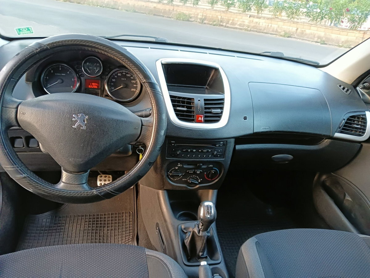 Peugeot 206 HDi 70CV FAP 3p. Trendy (9)