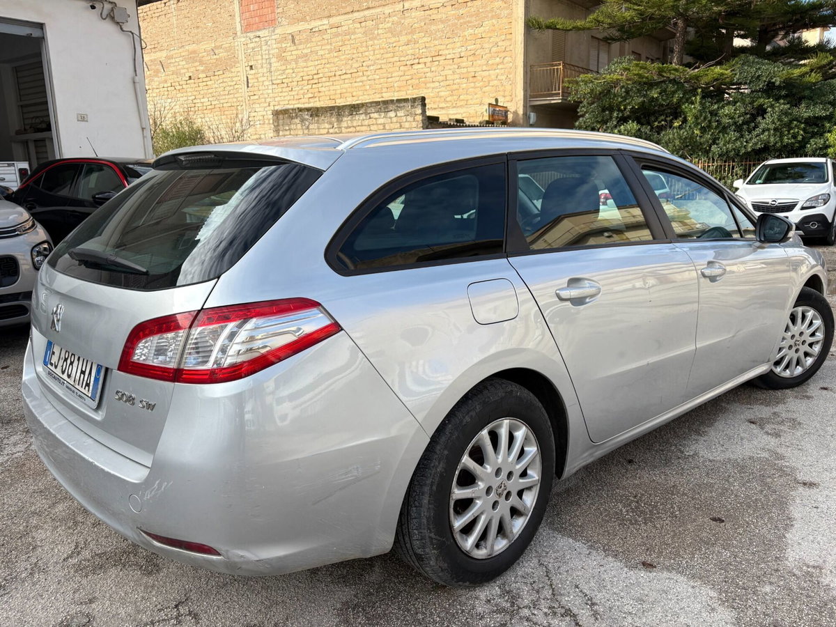 Peugeot 508 SW 2.0 HDi 140CV Access (6)