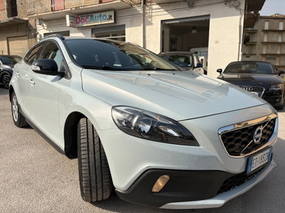 Volvo V40 Cross Country D2 1.6 Momentum usata