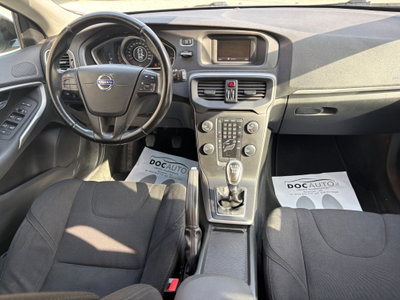 Volvo V40 Cross Country D2 1.6 Momentum (10)