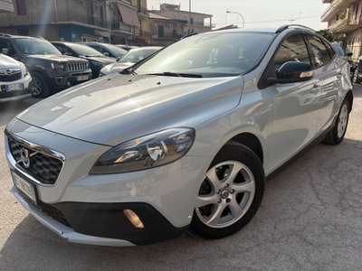 Volvo V40 Cross Country D2 1.6 Momentum (3)