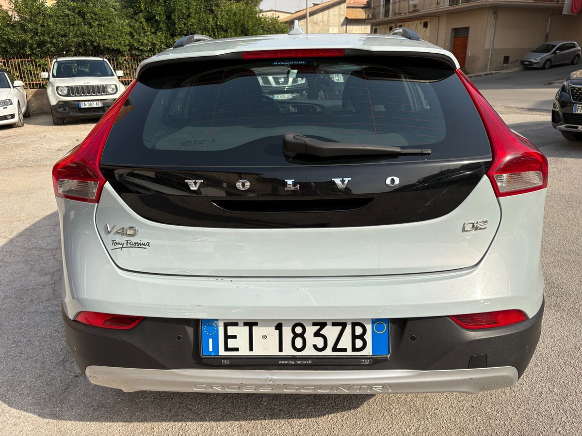Volvo V40 Cross Country D2 1.6 Momentum (5)