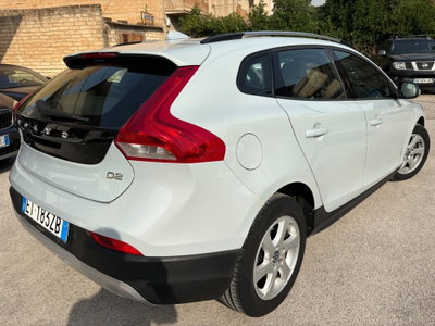 Volvo V40 Cross Country D2 1.6 Momentum (6)