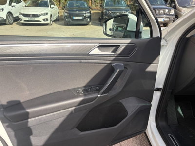 Volkswagen Tiguan Allspace 2.0 TDI SCR DSG 4MOTION R-Line (14)
