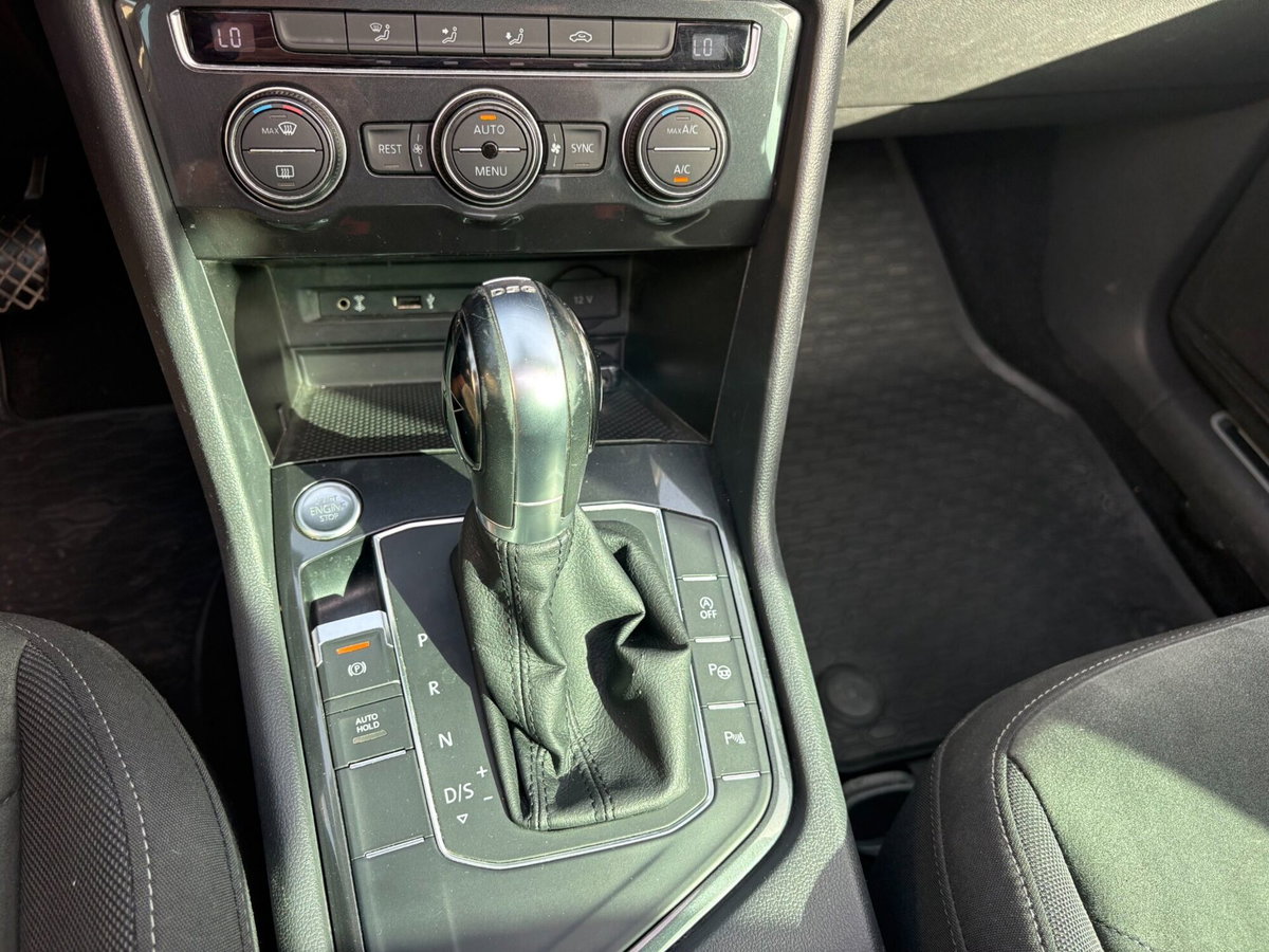 Volkswagen Tiguan Allspace 2.0 TDI SCR DSG 4MOTION R-Line (16)