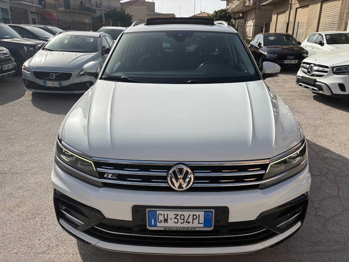 Volkswagen Tiguan Allspace 2.0 TDI SCR DSG 4MOTION R-Line (2)