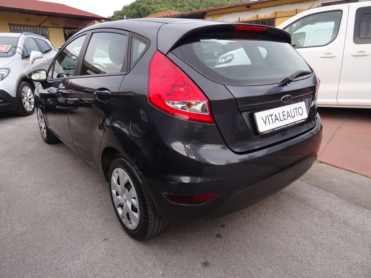 Ford Fiesta 1.2 60CV 5 porte Titanium (7)