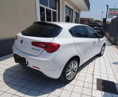 Alfa Romeo Giulietta 1.6 JTDm Business 120cv (12)
