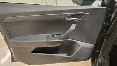 SEAT Arona 1.0 EcoTSI Style (9)