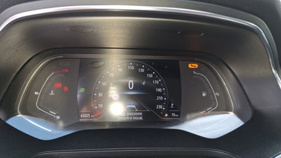 Renault Captur Blue dCi 115 CV EDC Intens (9)