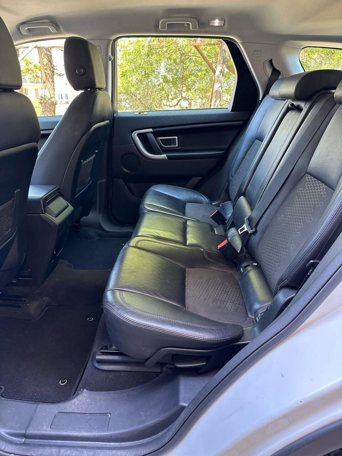 Land Rover Discovery Sport 2.0 TD4 150 CV Pure (12)