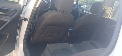 Volkswagen Golf 2.0 TDI 5p. Highline BlueMotion Technology (18)