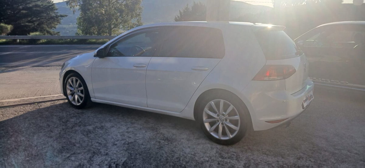 Volkswagen Golf 2.0 TDI 5p. Highline BlueMotion Technology (9)
